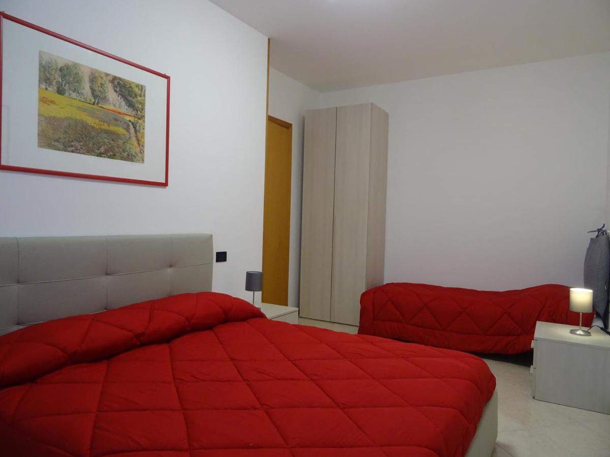 W Le Vacanze Rimini Bagian luar foto